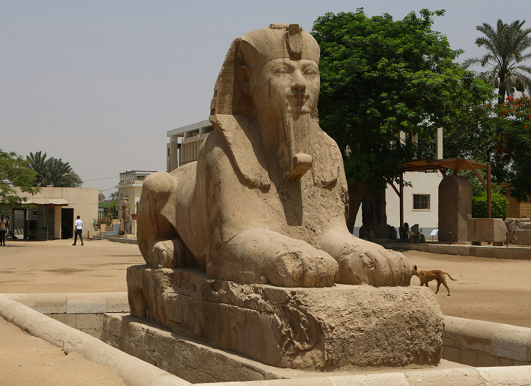 Sphinx d'albâtre de Memphis