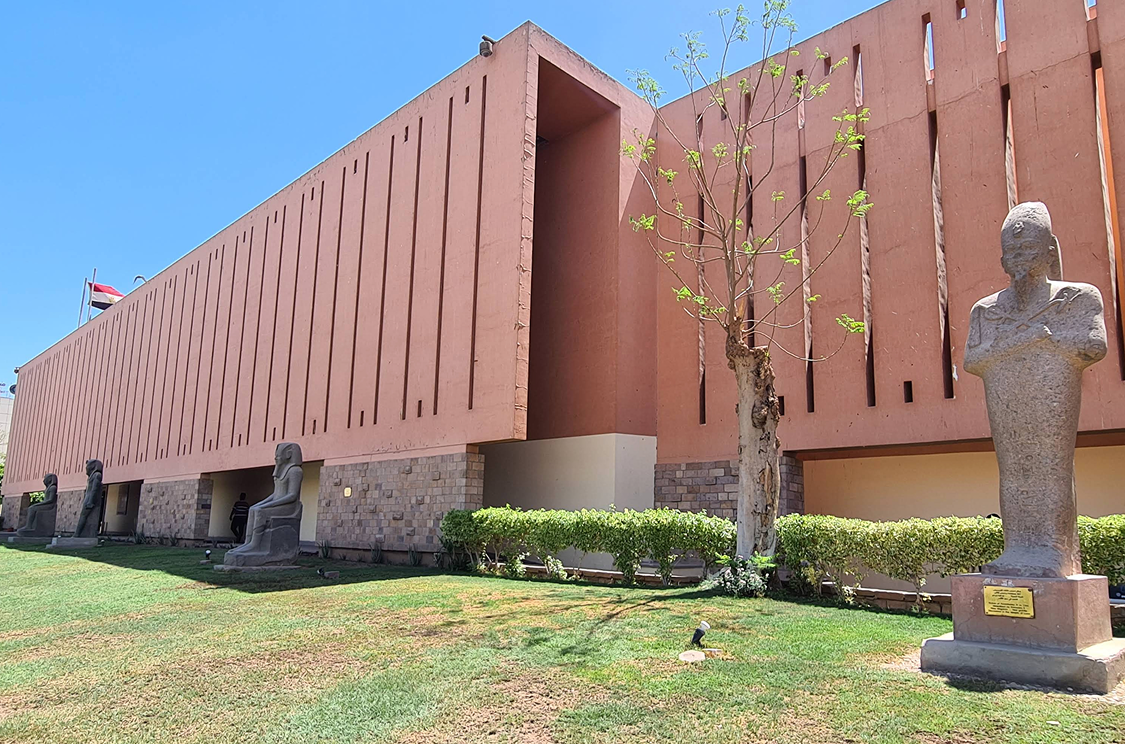 Hall d'entrée du Musée de Louxor